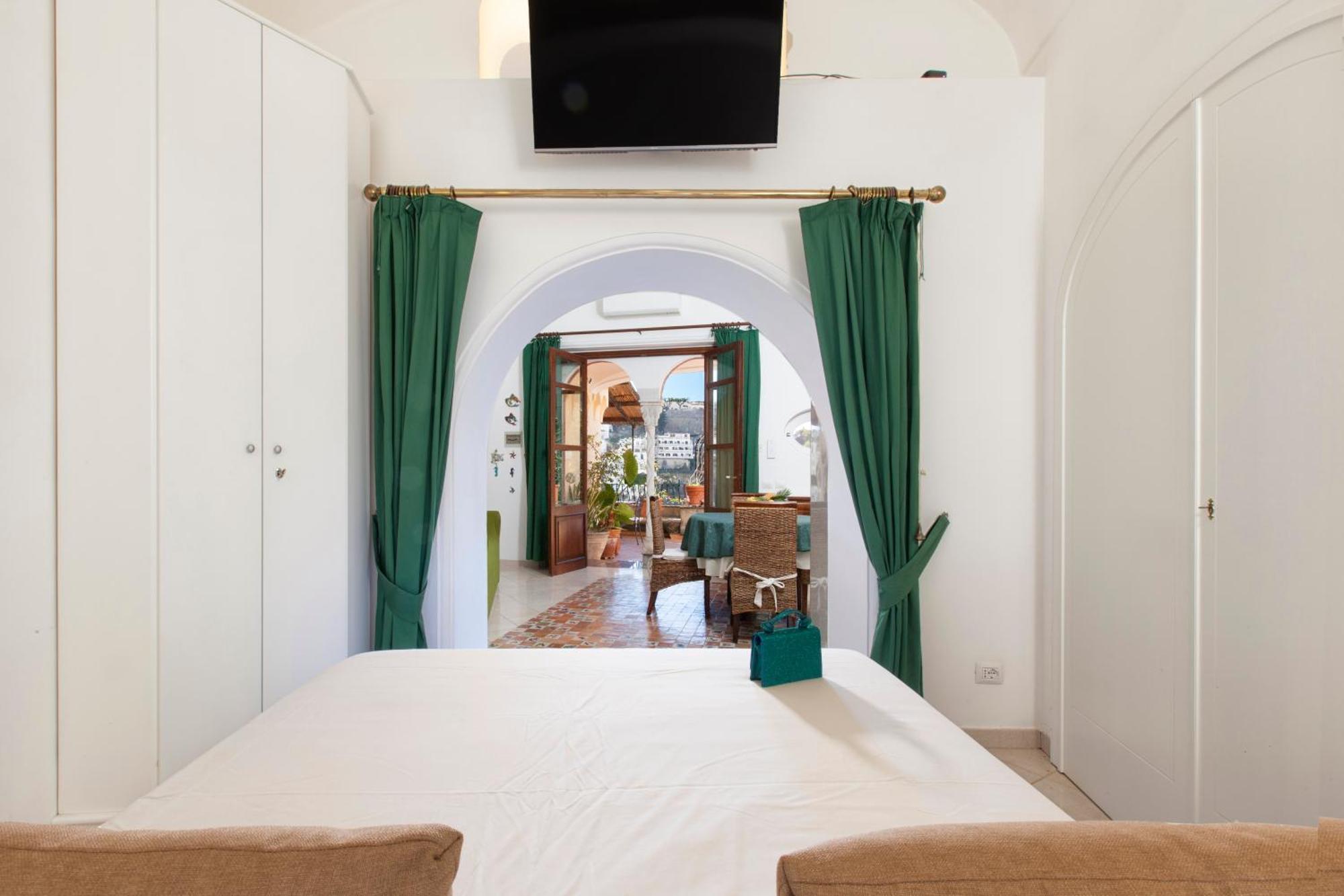 Yourhome - Alcova Apartment Positano Esterno foto
